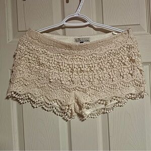 Parisian Works Cream Lace Women Shorts
